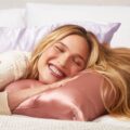 4969-60688-8855-StandardSatinPillowcase-Model-Sleep-2-1280x1280px