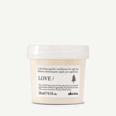 LOVE CURL Conditioner on siloittava hoitoaine kiharille hiuksille